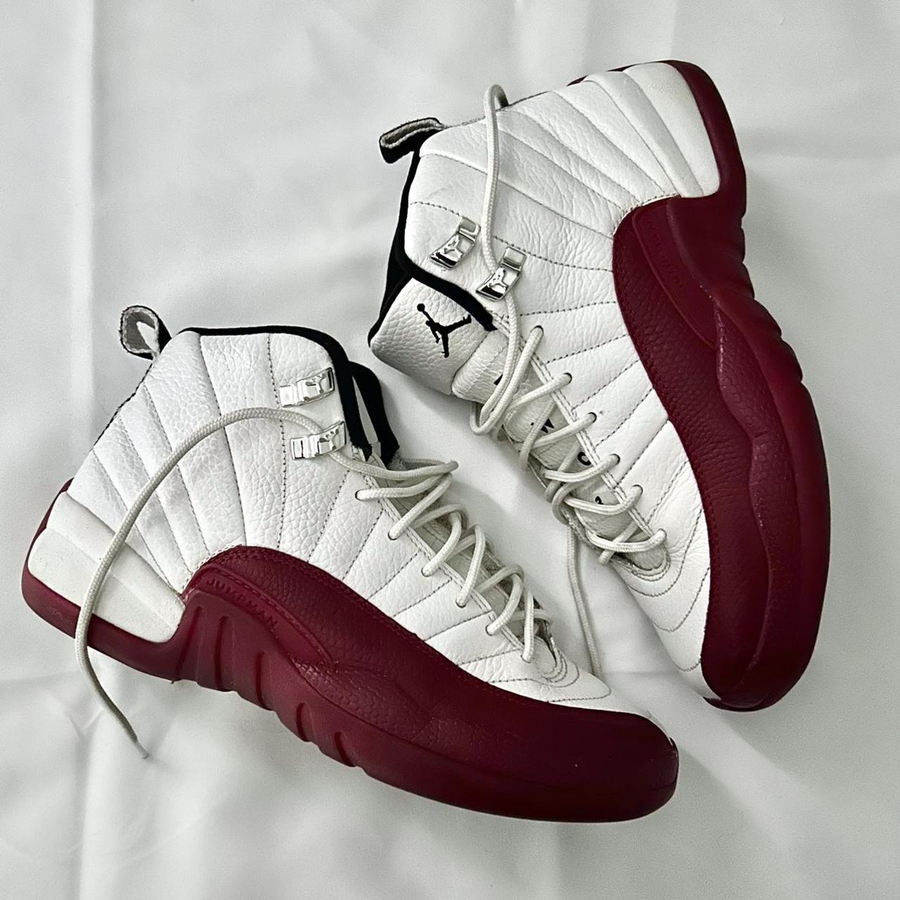 Women retro outlet 12s