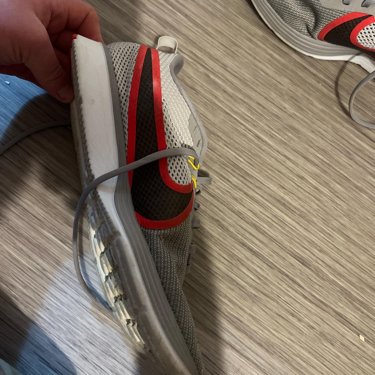 mens nike zoom strike 2