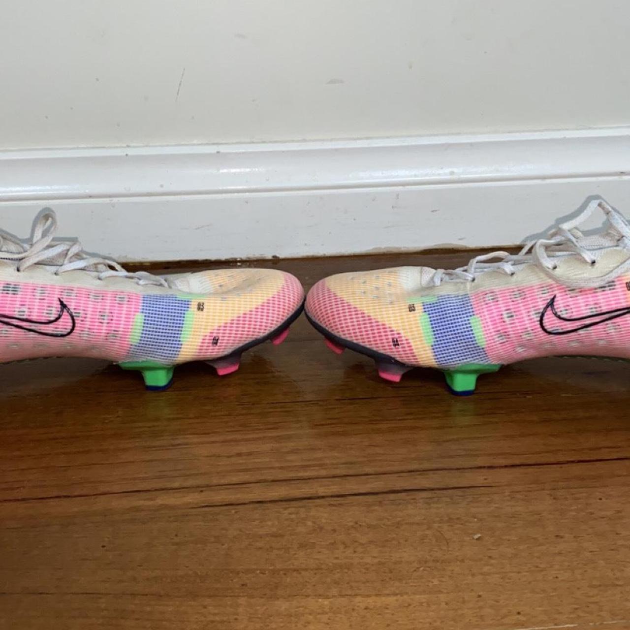 mercurial dragonfly nike