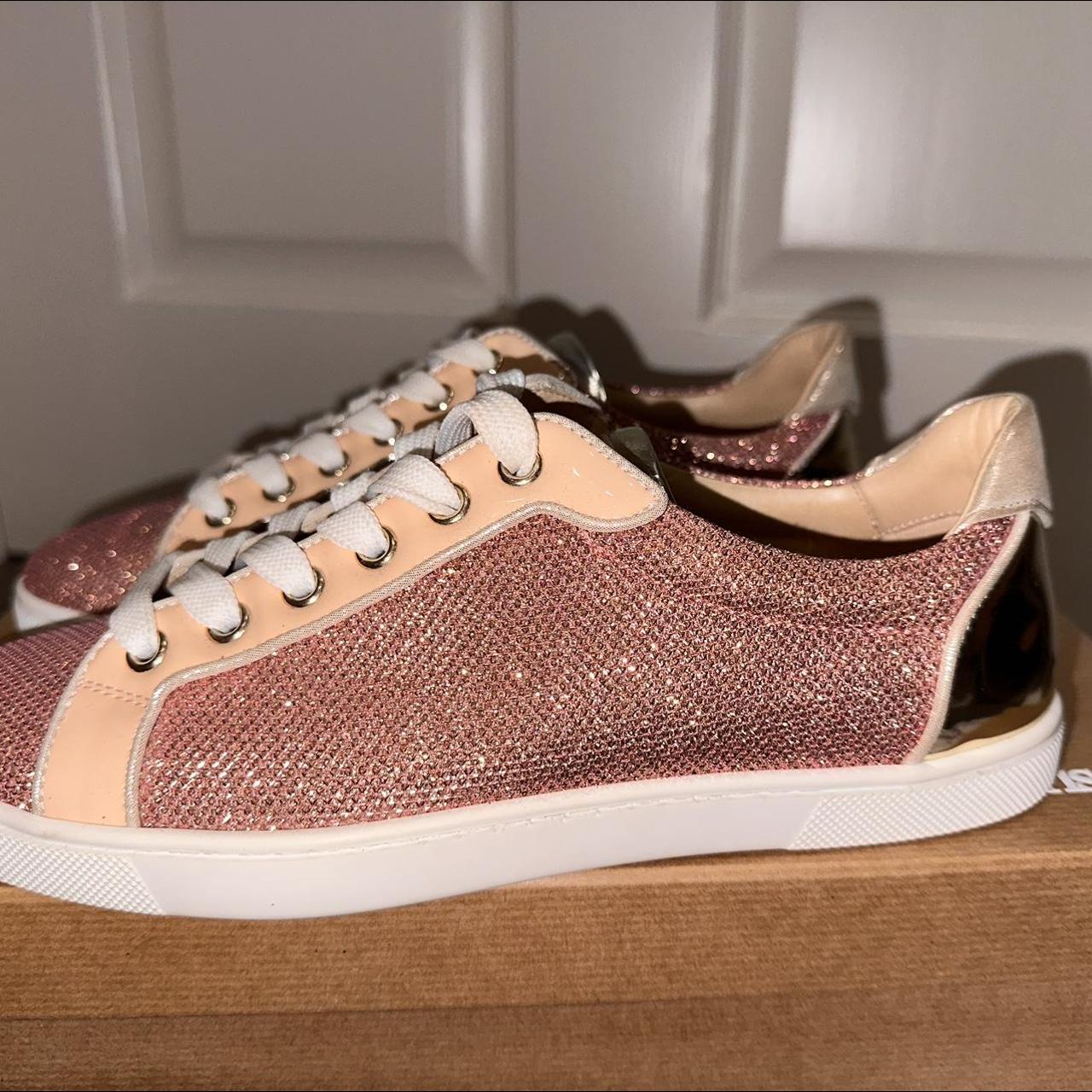 Rose gold 2024 louboutin trainers