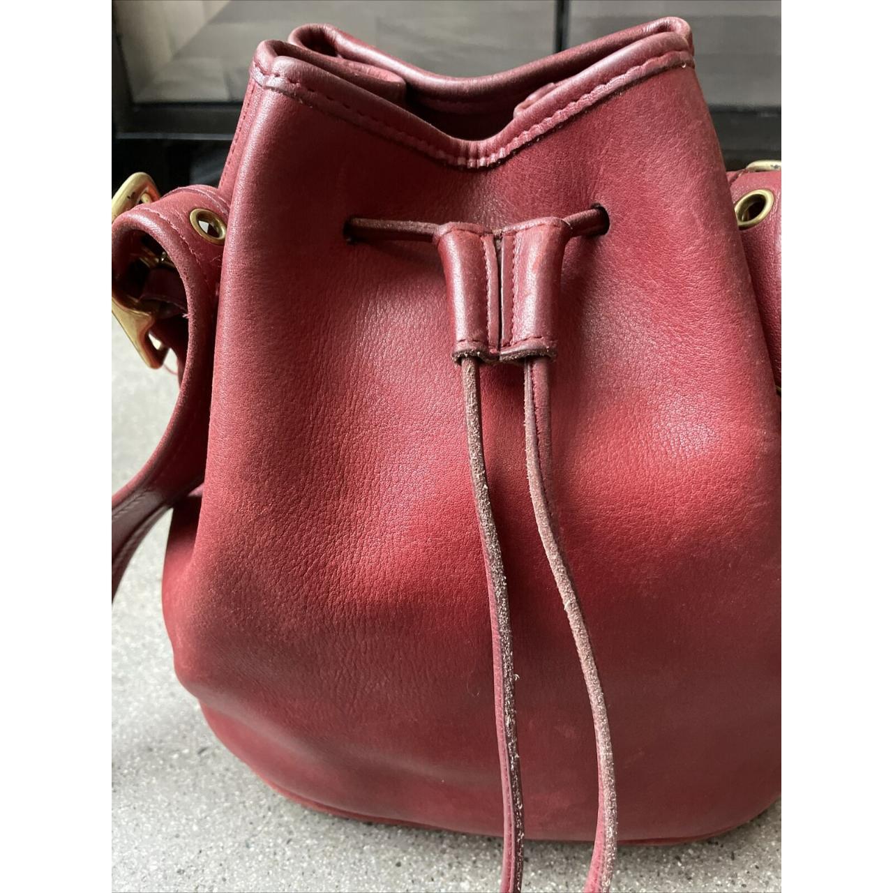 Tory Burch brown leather bucket bag with adjustable - Depop