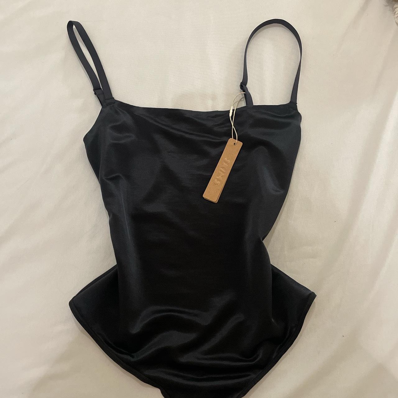 SKIMS BARELY THERE SCOOP BODYSUIT in Onyx Size XS.... - Depop