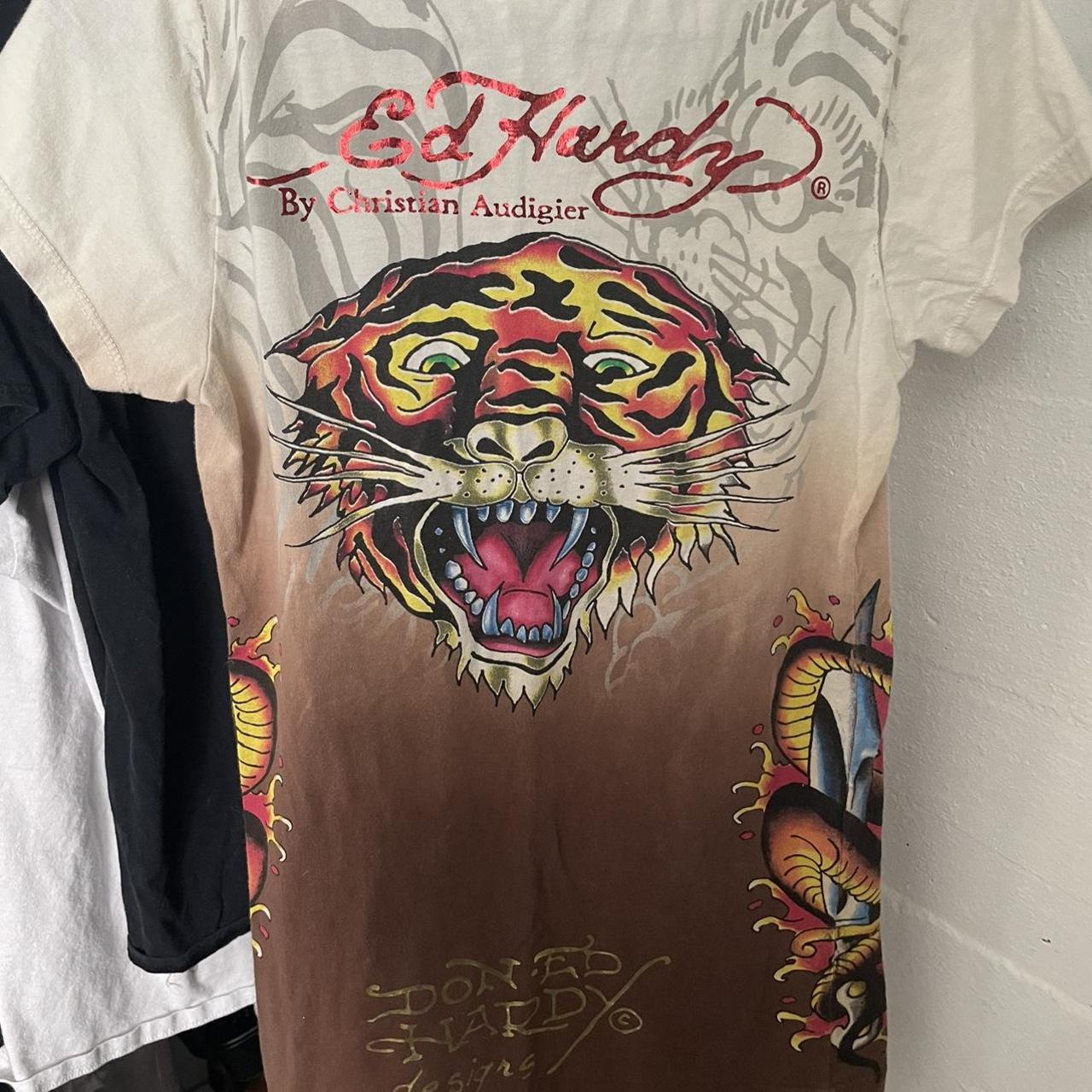 medium ed hardy shirt soo pretty i just never wore... - Depop