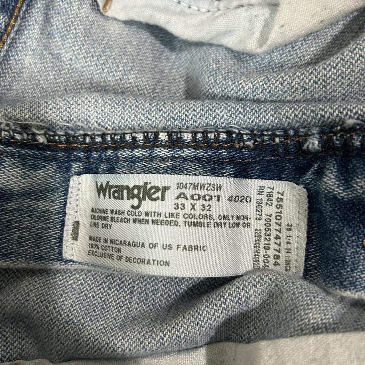 Wrangler Straight Leg Jeans Fits 33x32 Light Wash No... - Depop