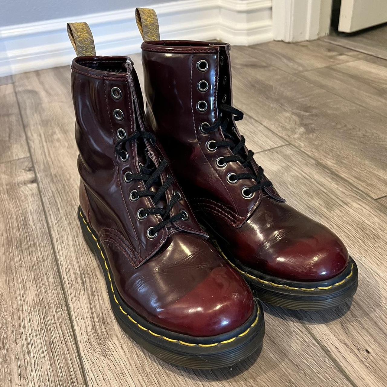 Women's Red and Burgundy Boots | Depop