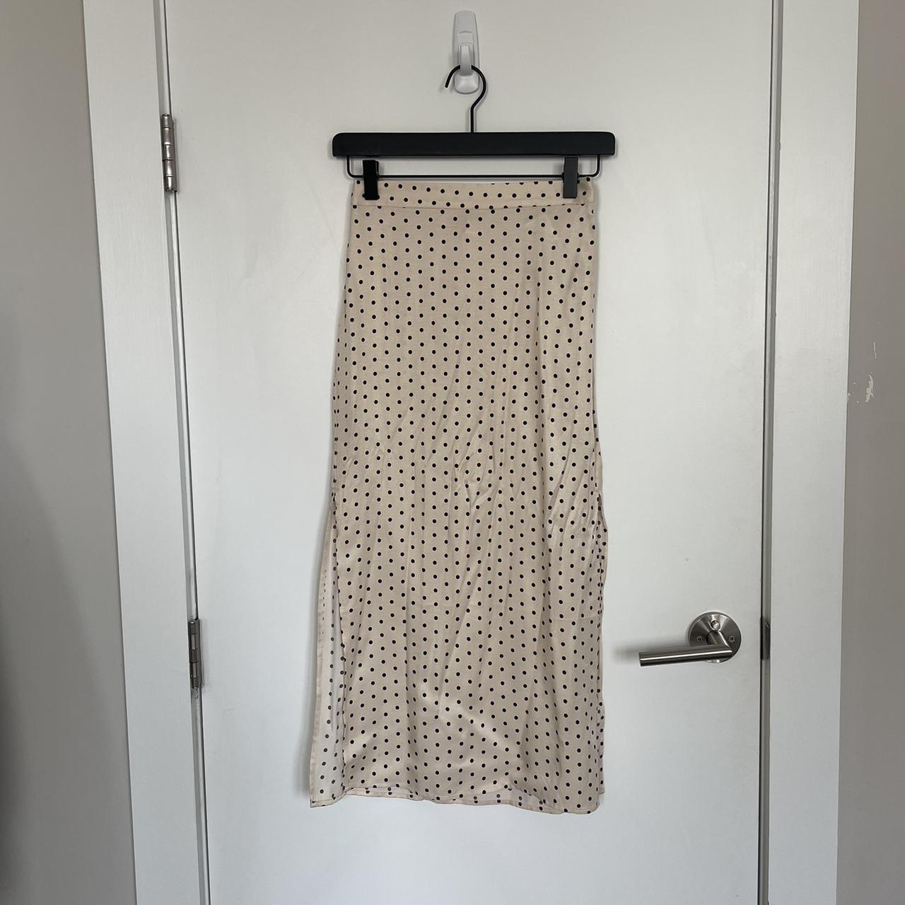 Women's Cream and Black Skirt | Depop