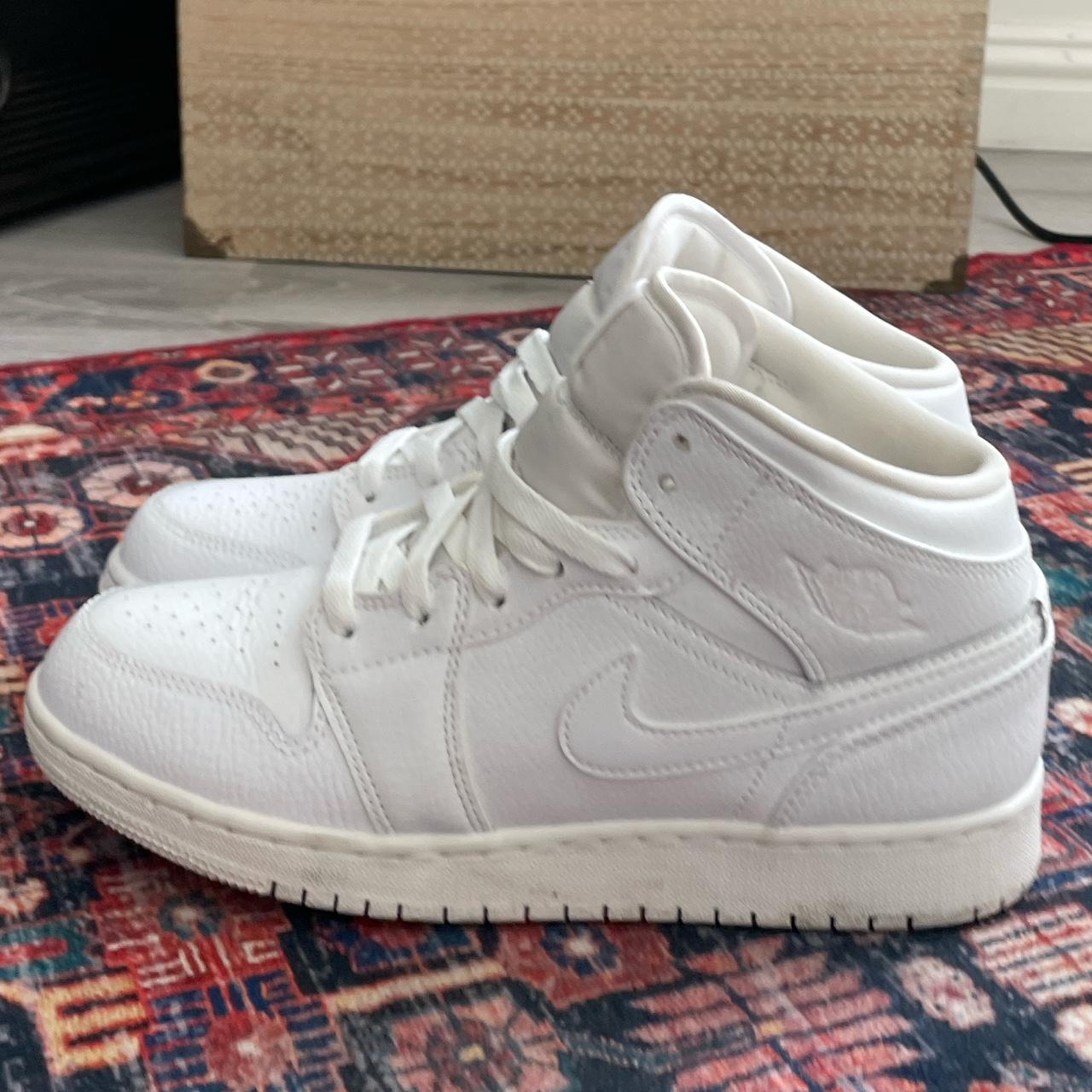 nike white trainers