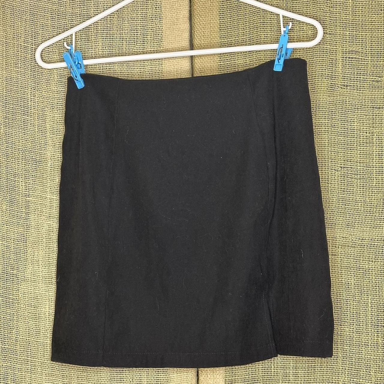 Shein black mini slit pencil skirt Worn a few times... - Depop