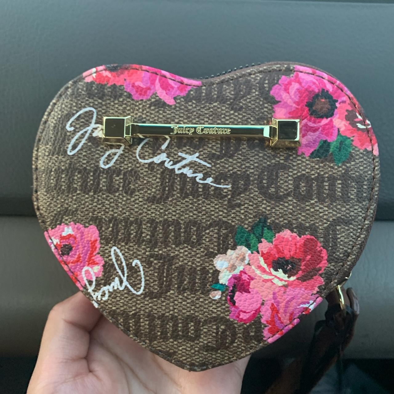 Juicy Couture heart keychain clip wallet - Depop