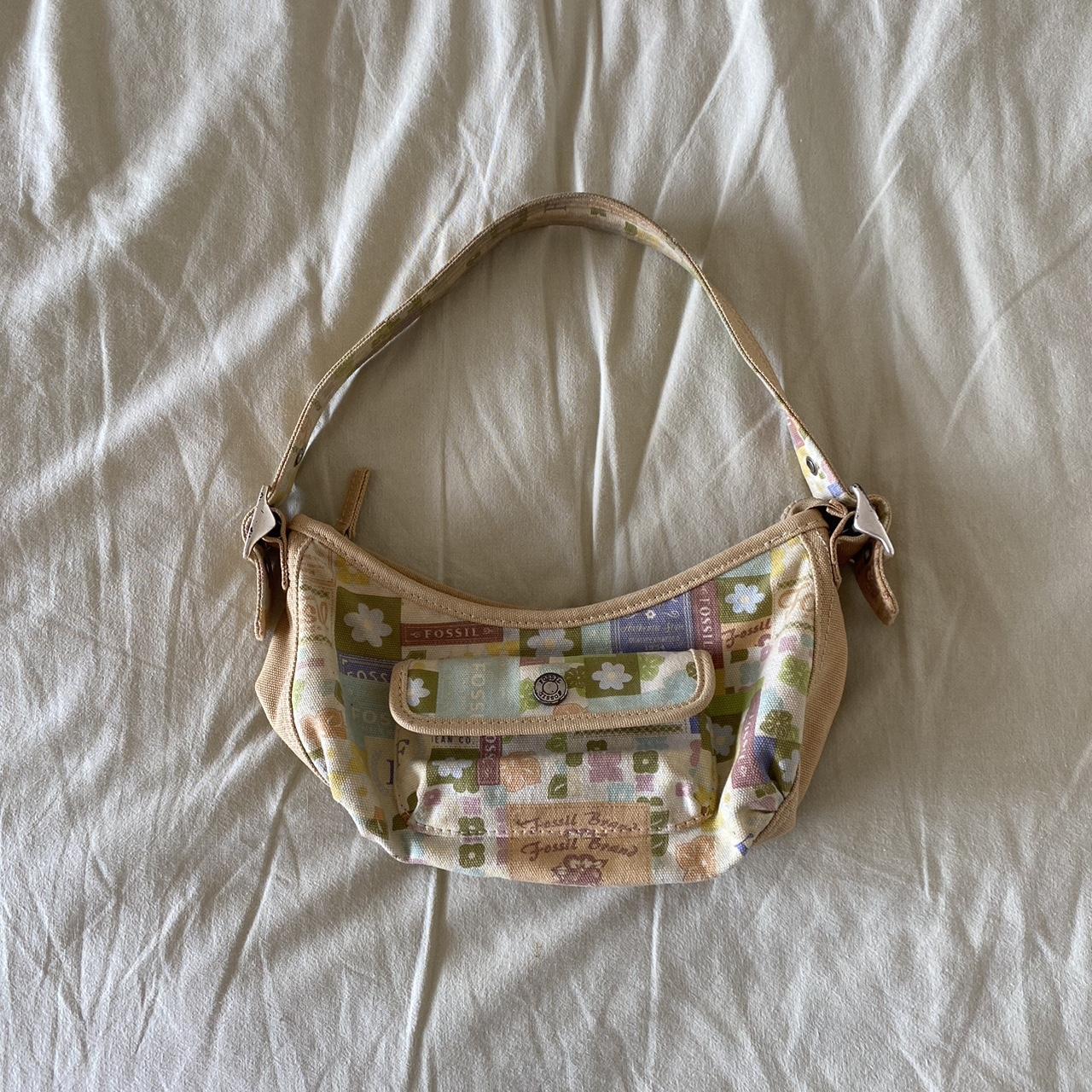 Small vintage FOSSIL shoulder bag Y2K preloved... Depop