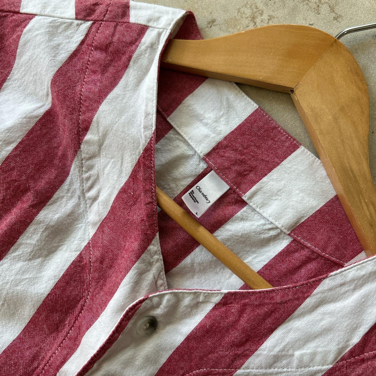American Apparel Men's White and Red Top (2)