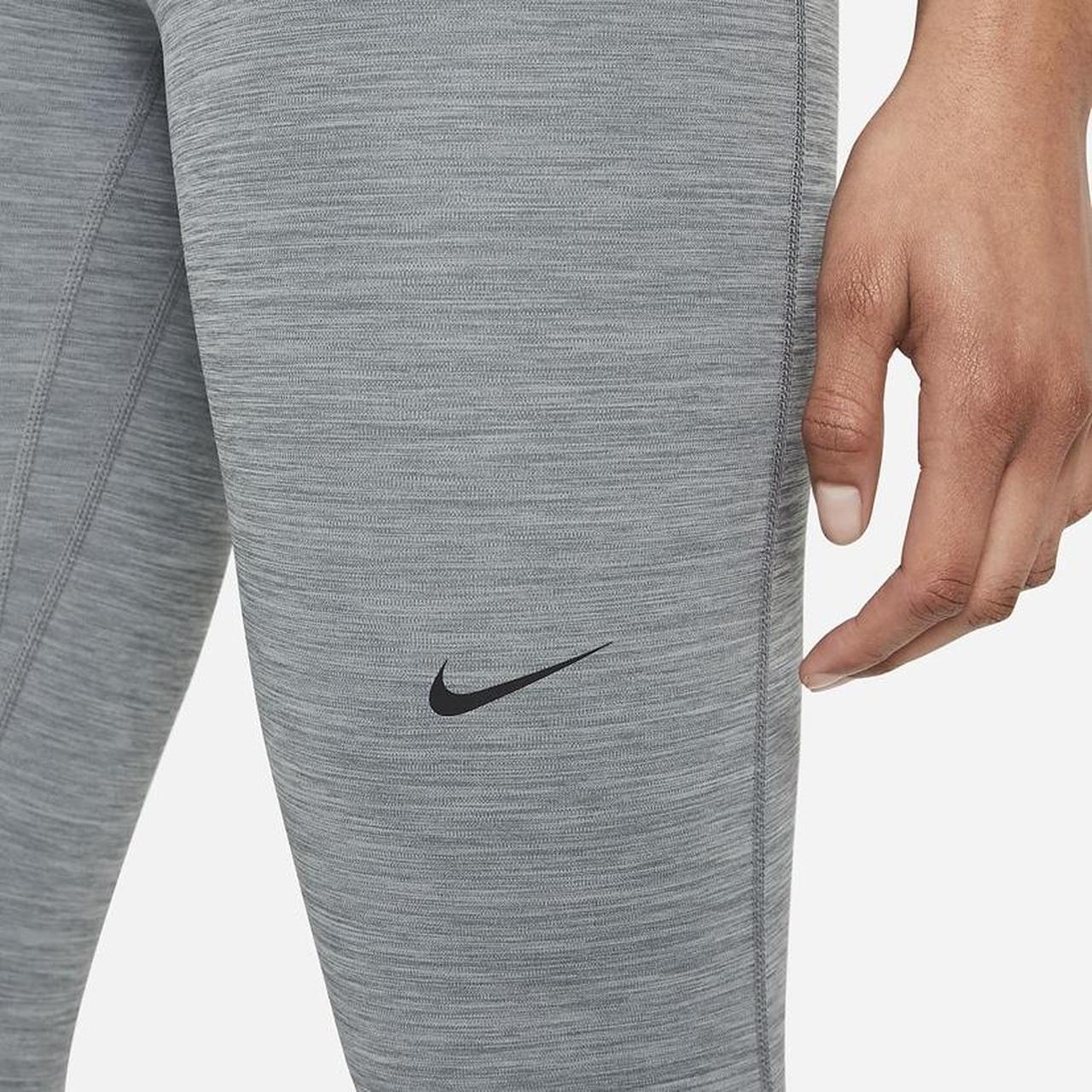 Nike Pro 365 Women's Mid-Rise Cropped Mesh Panel