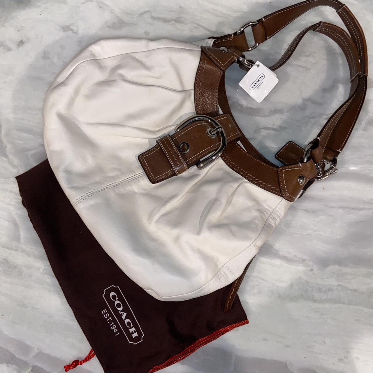バッグ coach Soho Hobo accessory pouch leather COACH Soho Brown Leather Medium Hobo Shoulder Handbag