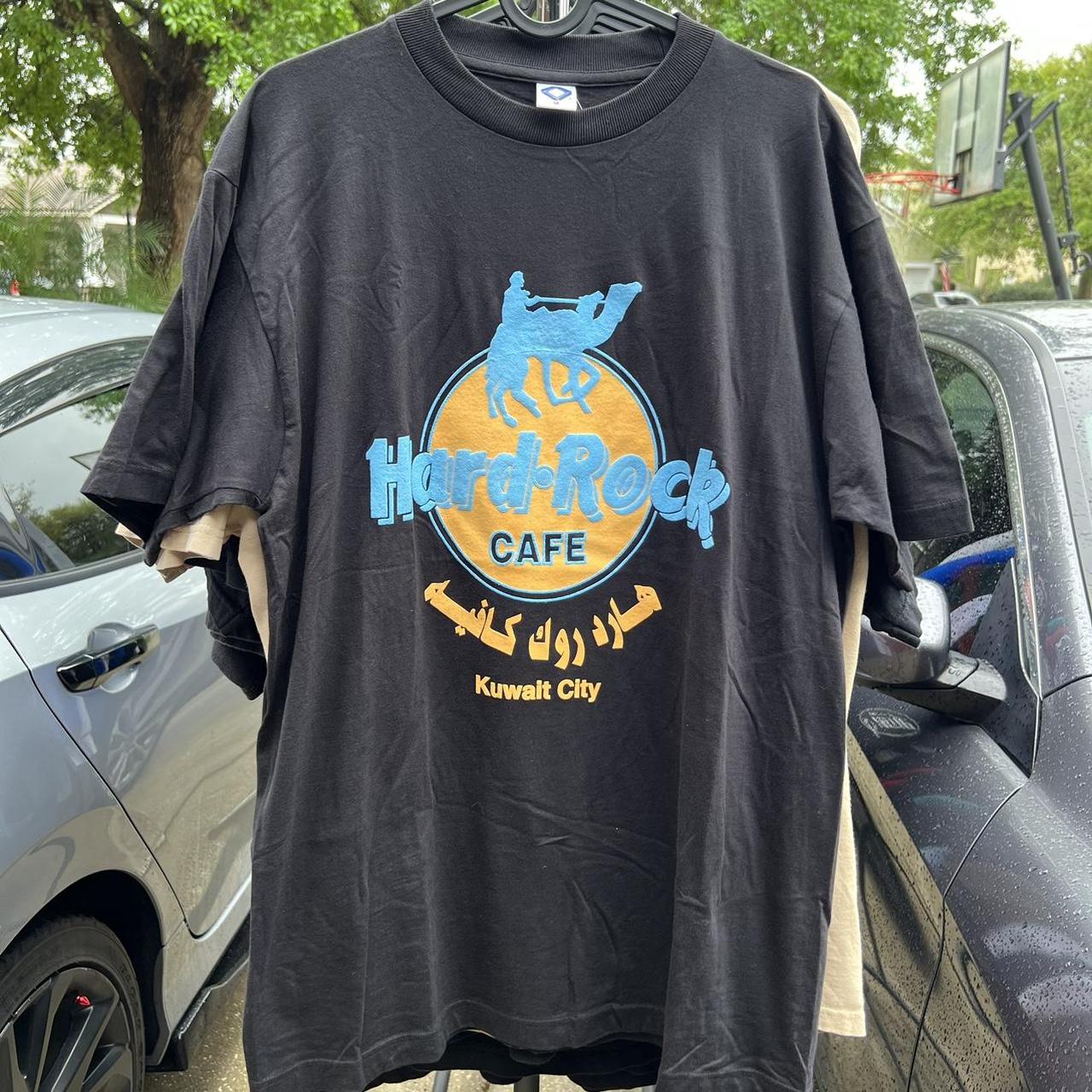 Hard Rock Cafe Men's Black T-shirt