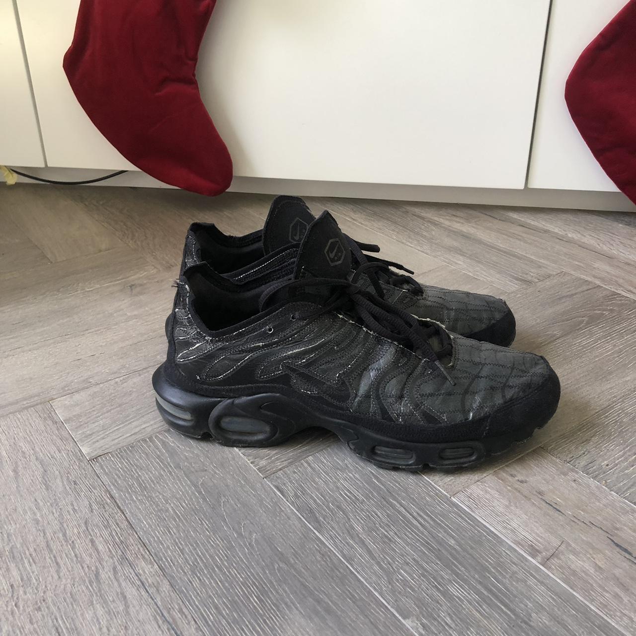 mens nike tn plus
