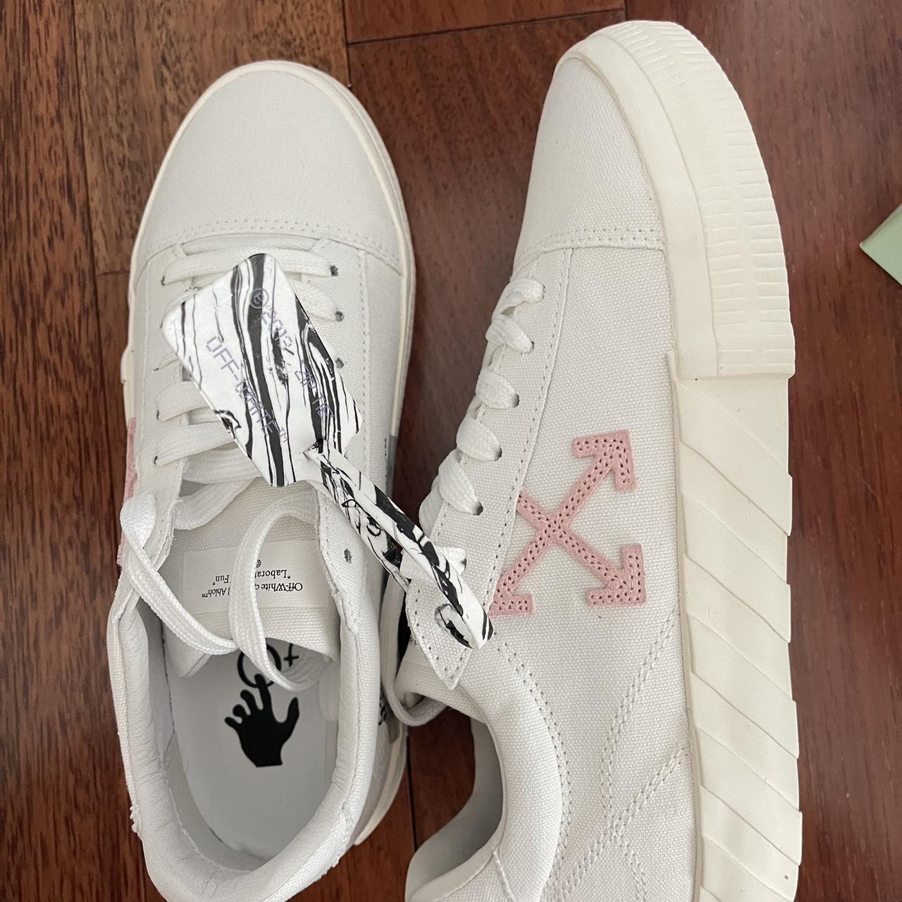 Off white canvas outlet trainers