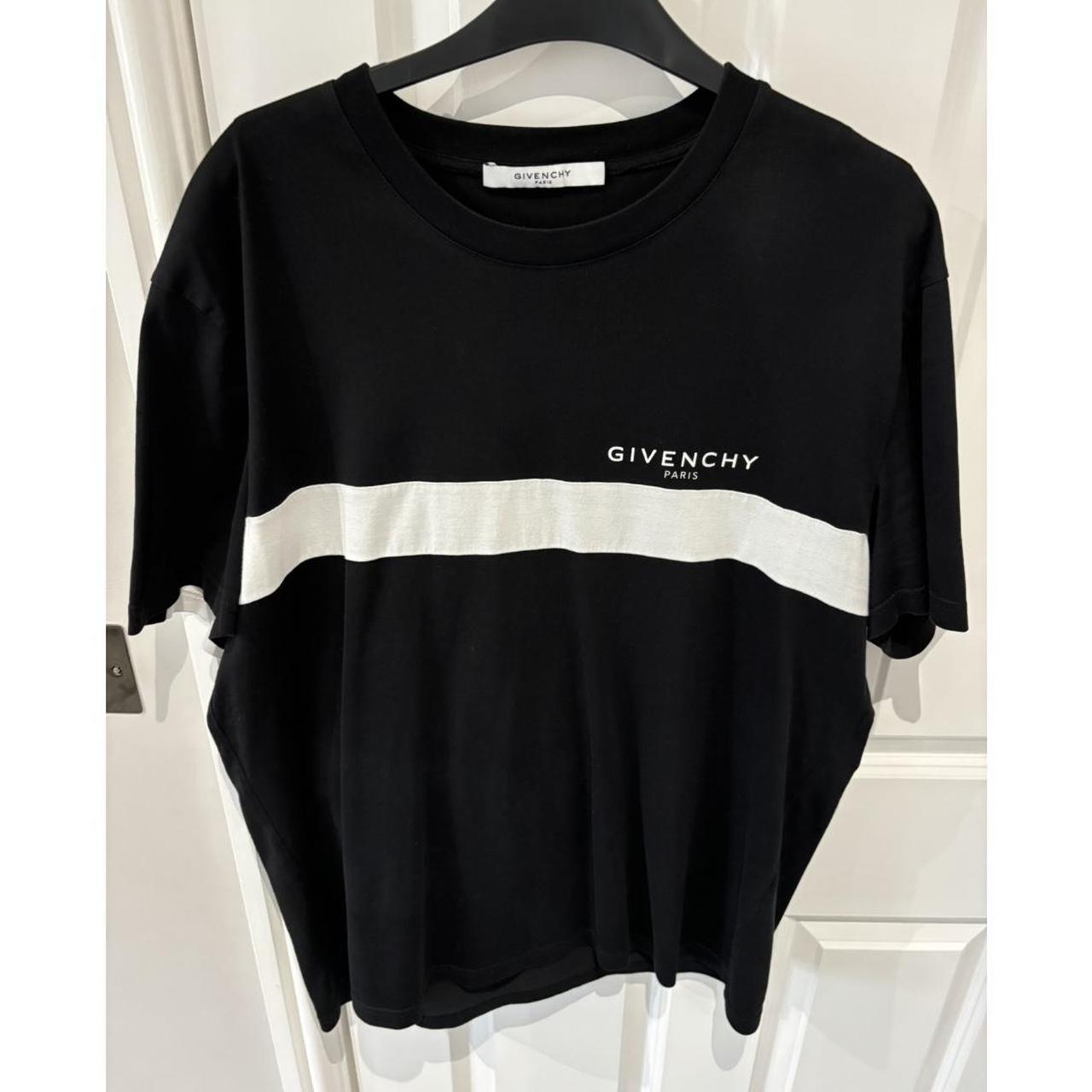 Givenchy T Shirt- good XXL