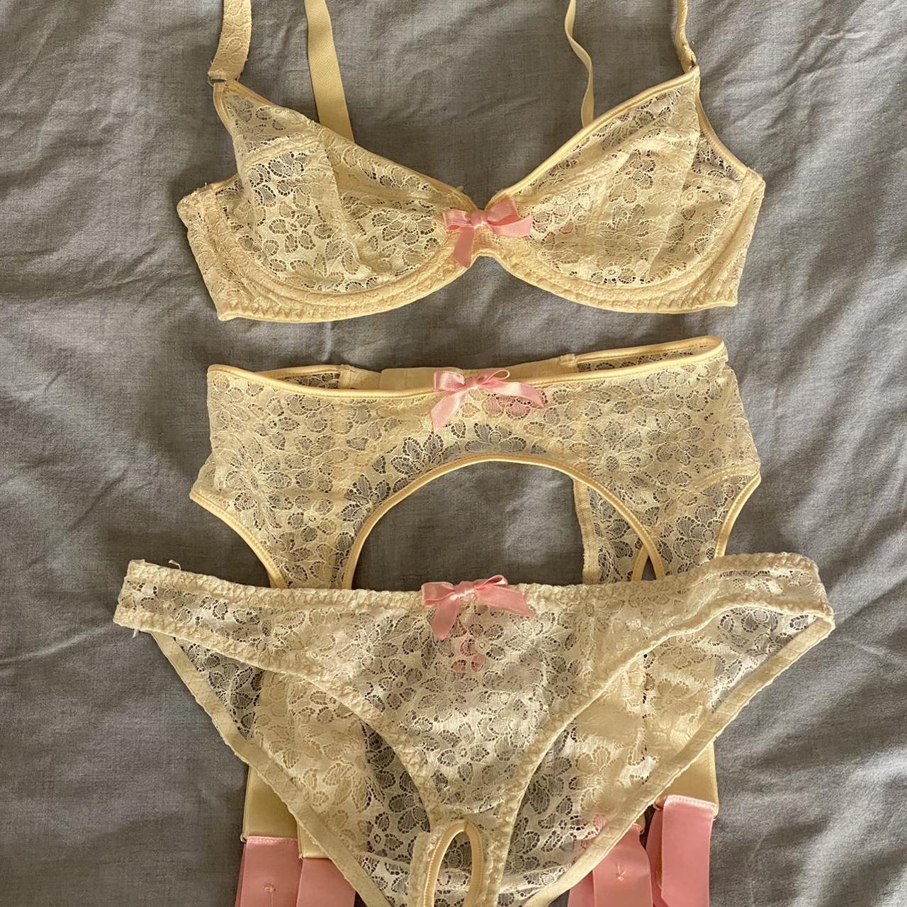 Stunning Agent Provocateur Lingerie Set Comes With Depop