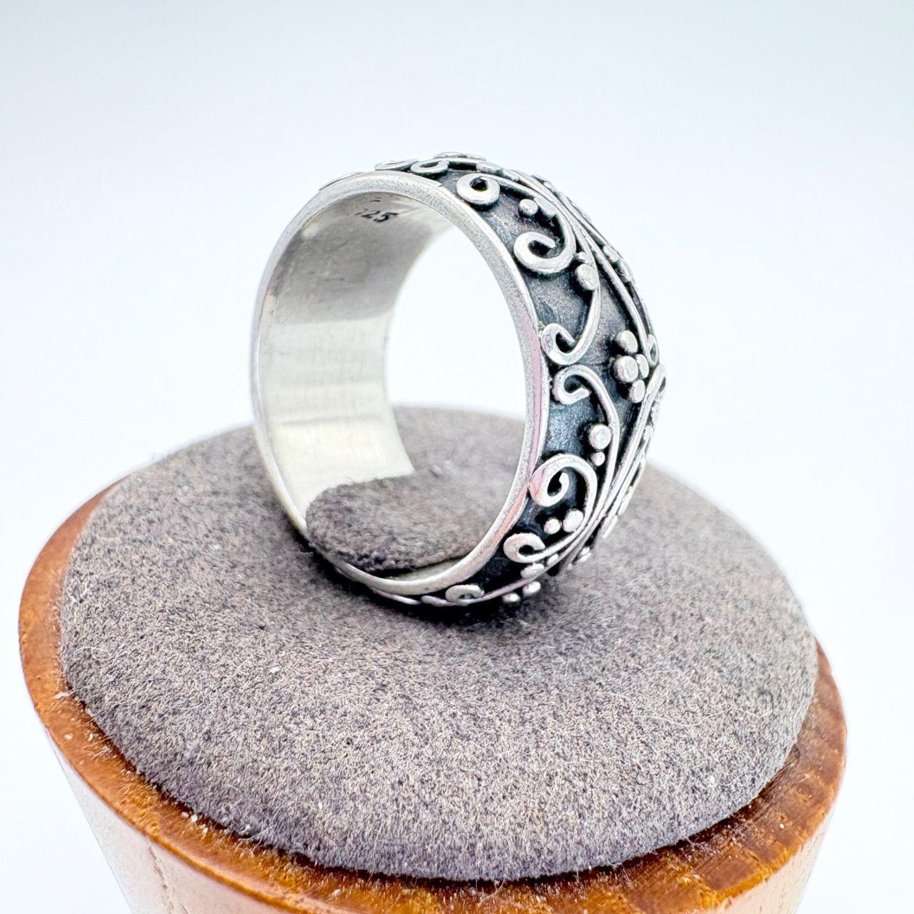 Preloved Women's Ring - Silver – VTG Solid Sterli… - image 2