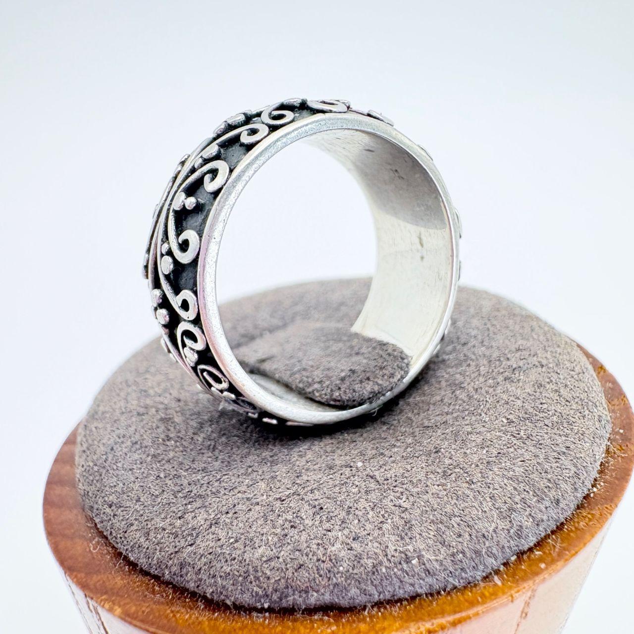 Preloved Women's Ring - Silver – VTG Solid Sterli… - image 4