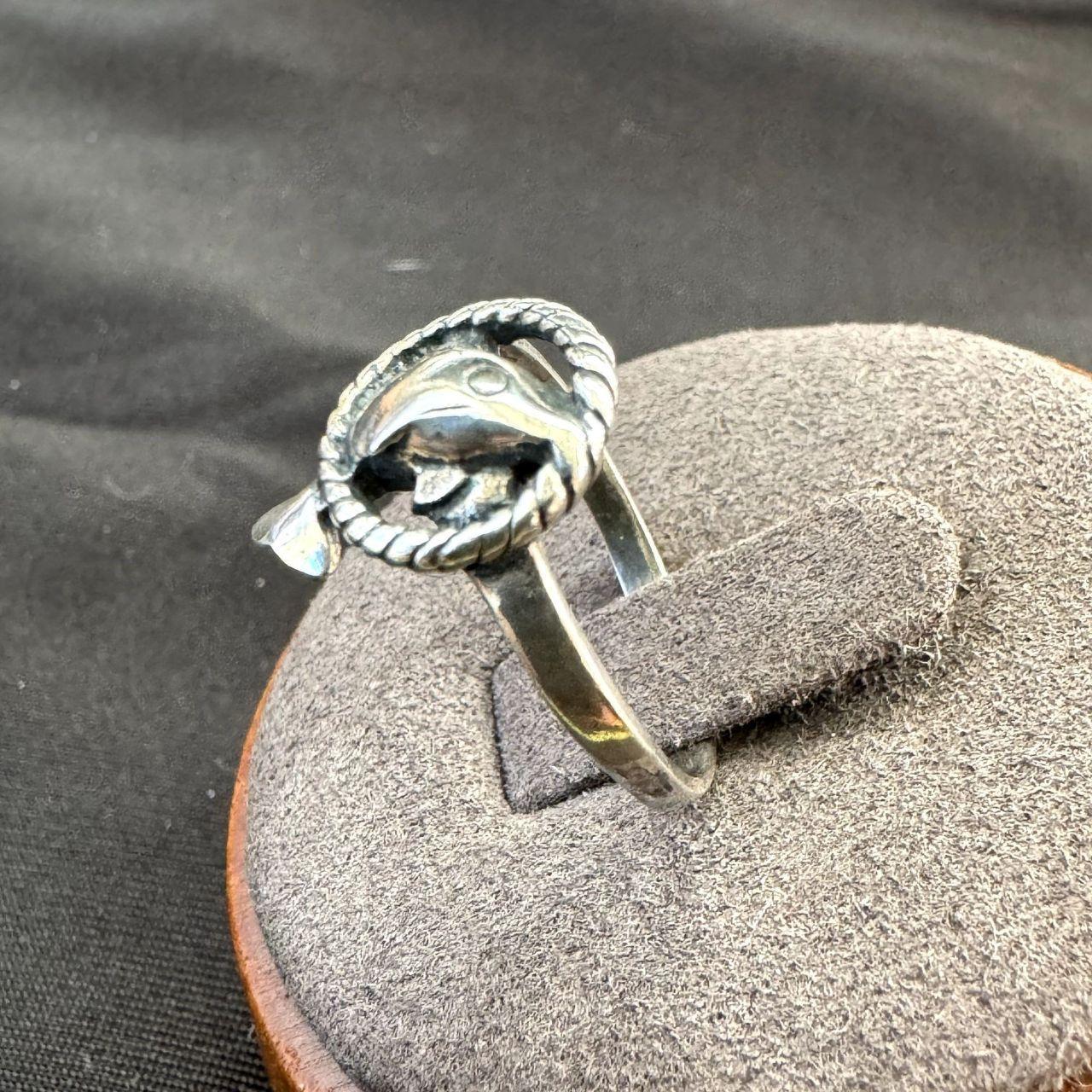 Vintage Women's Ring - Silver – Solid Sterling Si… - image 2