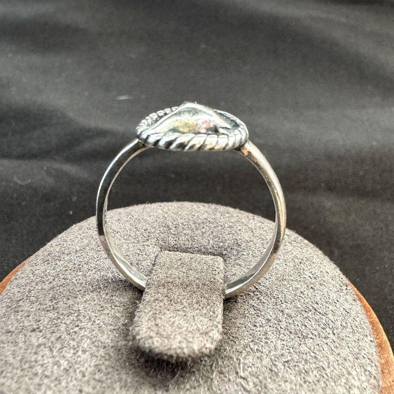 Vintage Women's Ring - Silver – Solid Sterling Si… - image 3