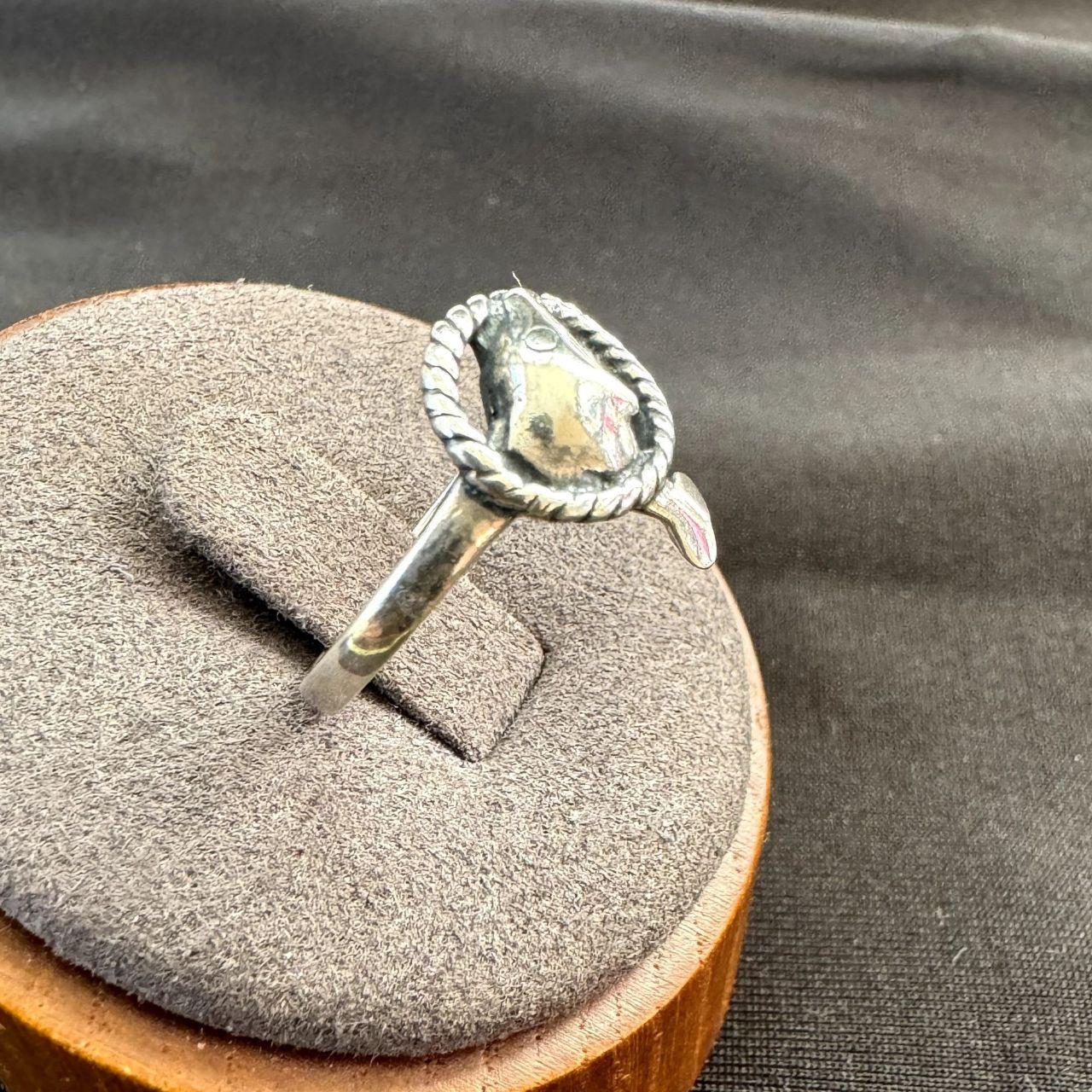 Vintage Women's Ring - Silver – Solid Sterling Si… - image 4