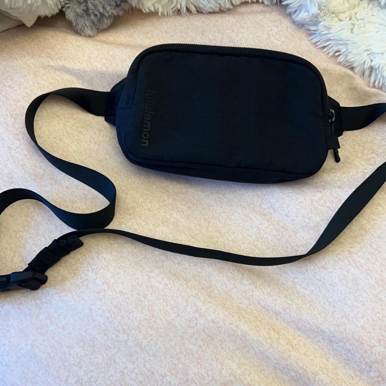 Lululemon Black Fanny Pack🐇 - Brand New - So Cute - Depop