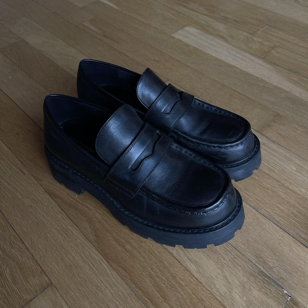 Vagabond Women's Black Loafers | Depop