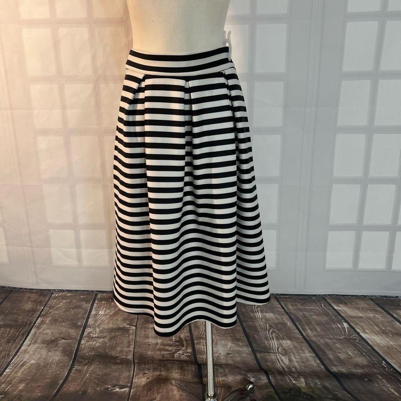 Windsor black and white striped full skirted pleated. Depop