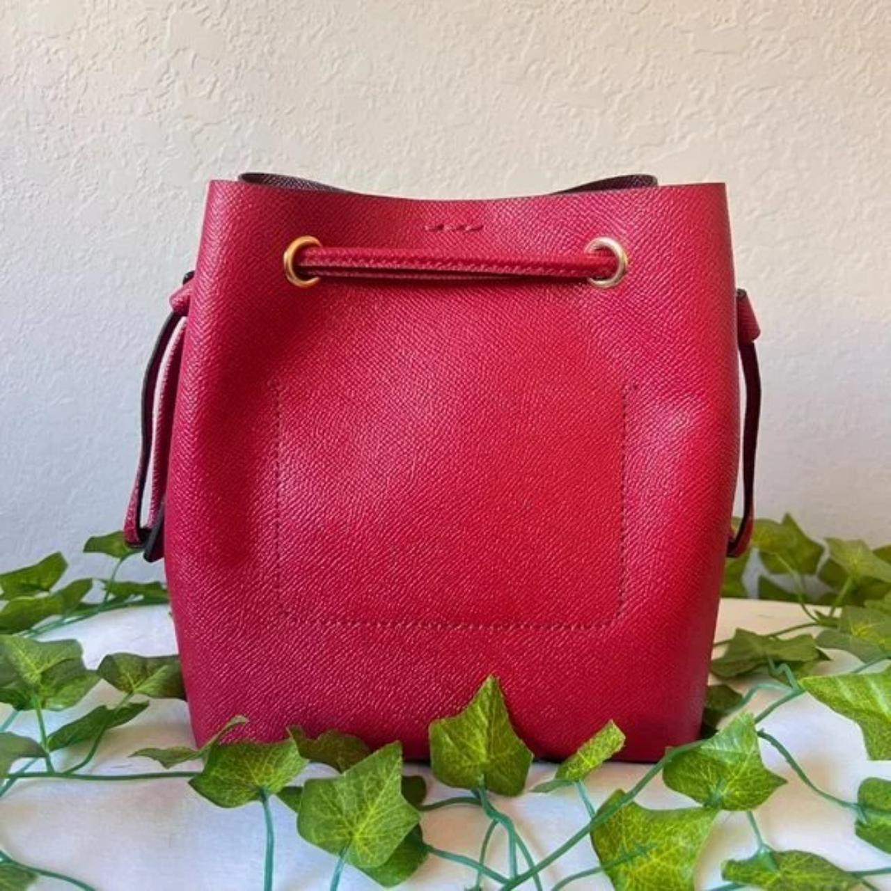 Houston Large Crossgrain Leather Crossbody Bag a - Depop