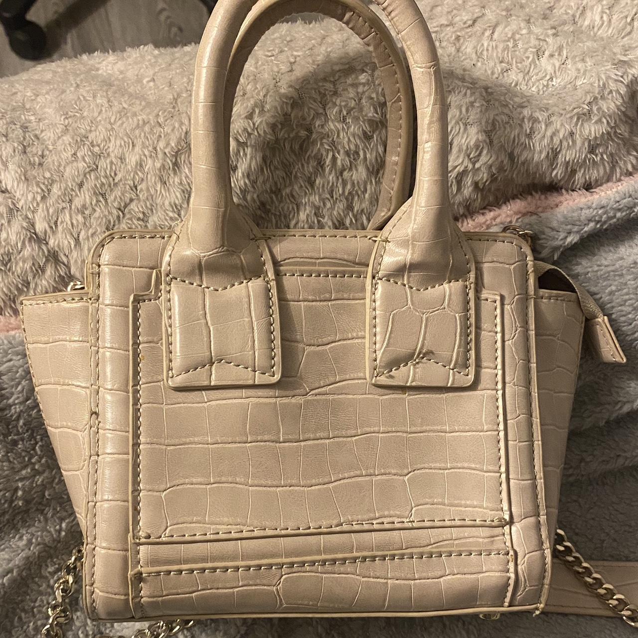 Zara Women's Cream Bag Depop