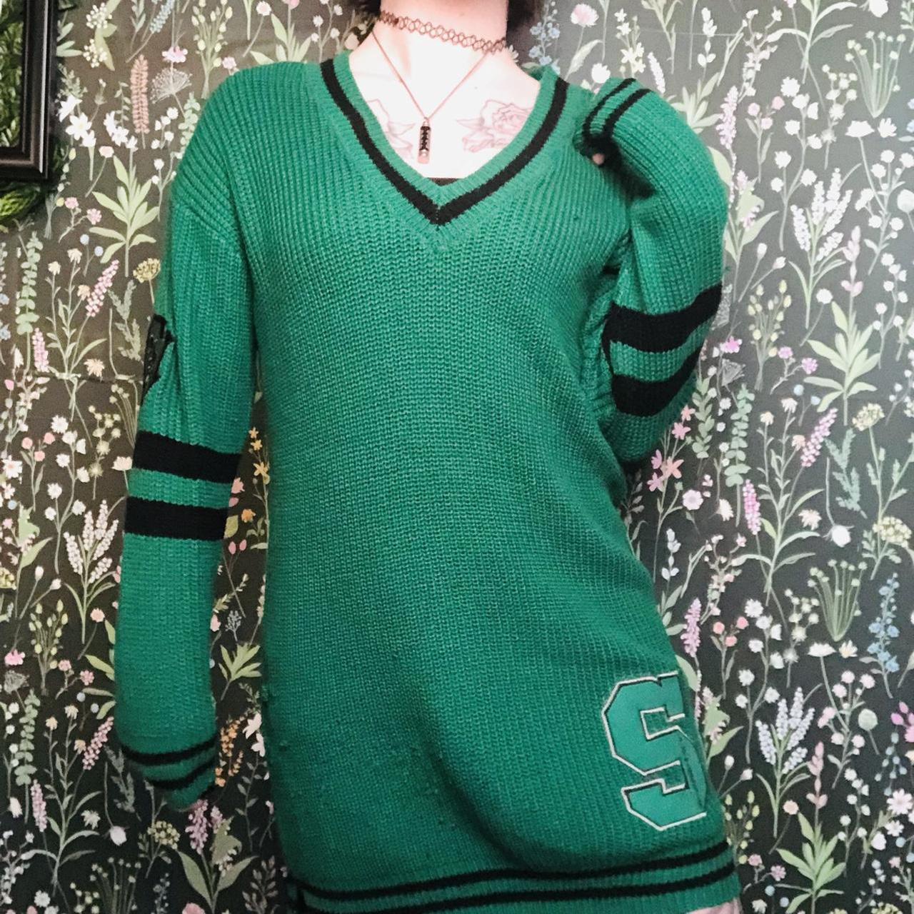 Hot Topic Green Knit Slytherin Harry Depop