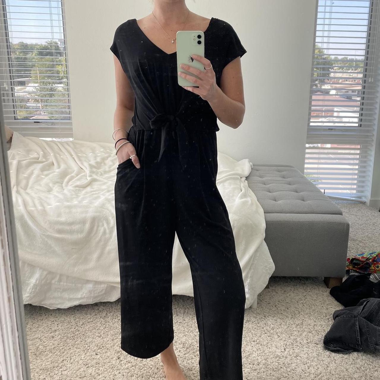 girlboss pant suit. Extremely comfortable and airy.... Depop