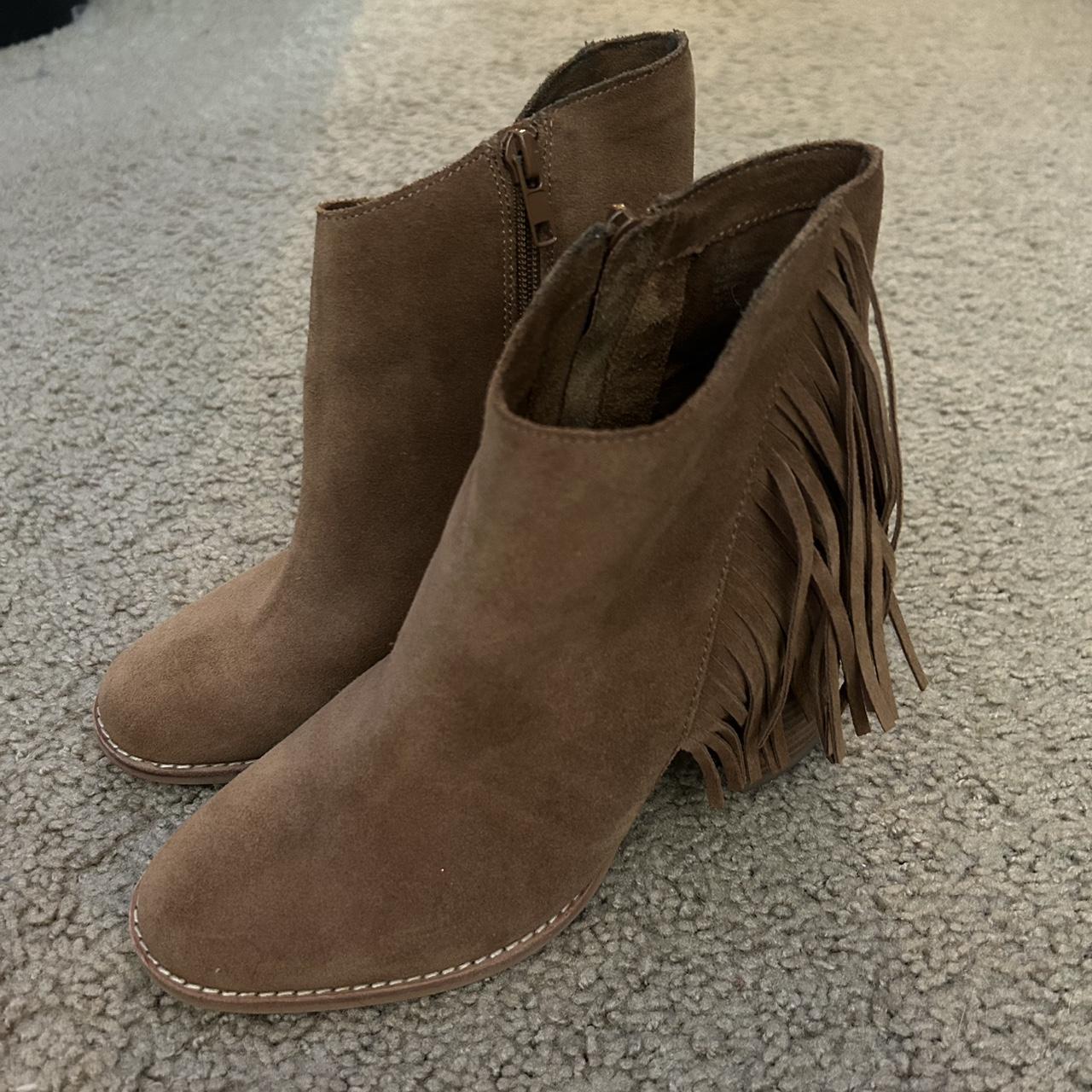 item listed by lily_kolar
