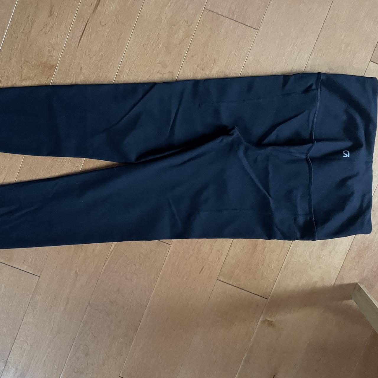 Send offers! Gap leggings with pockets in