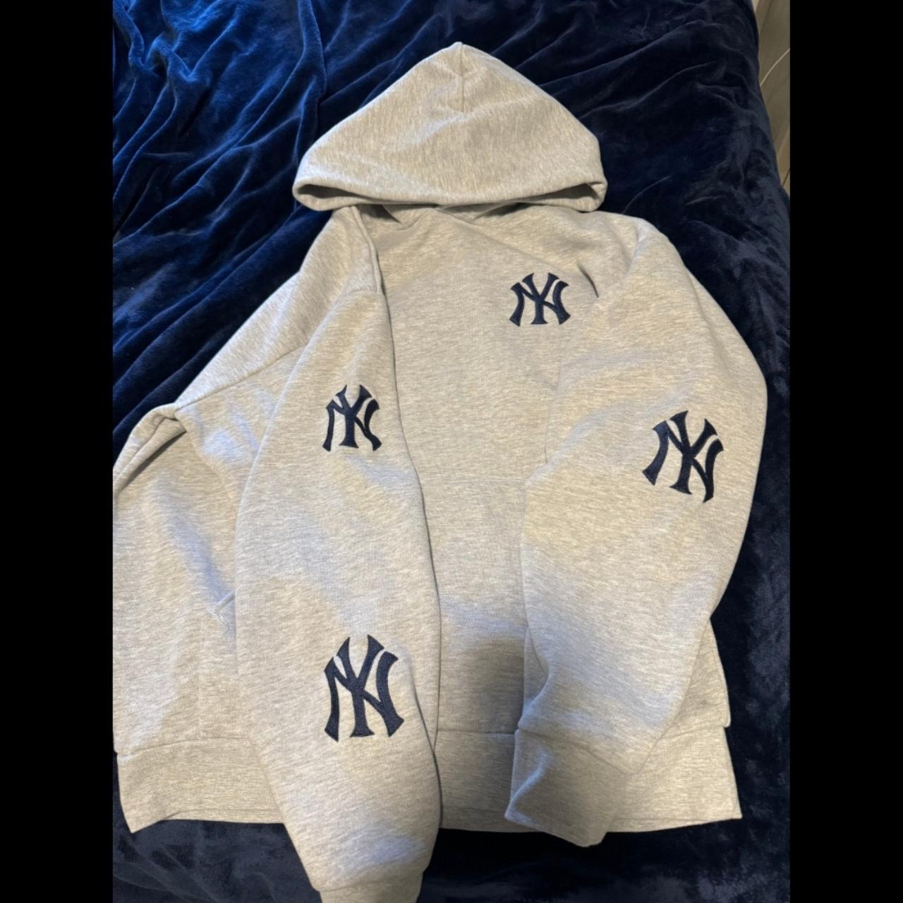 New York Embroidered Hoodie Boxy Fit 
