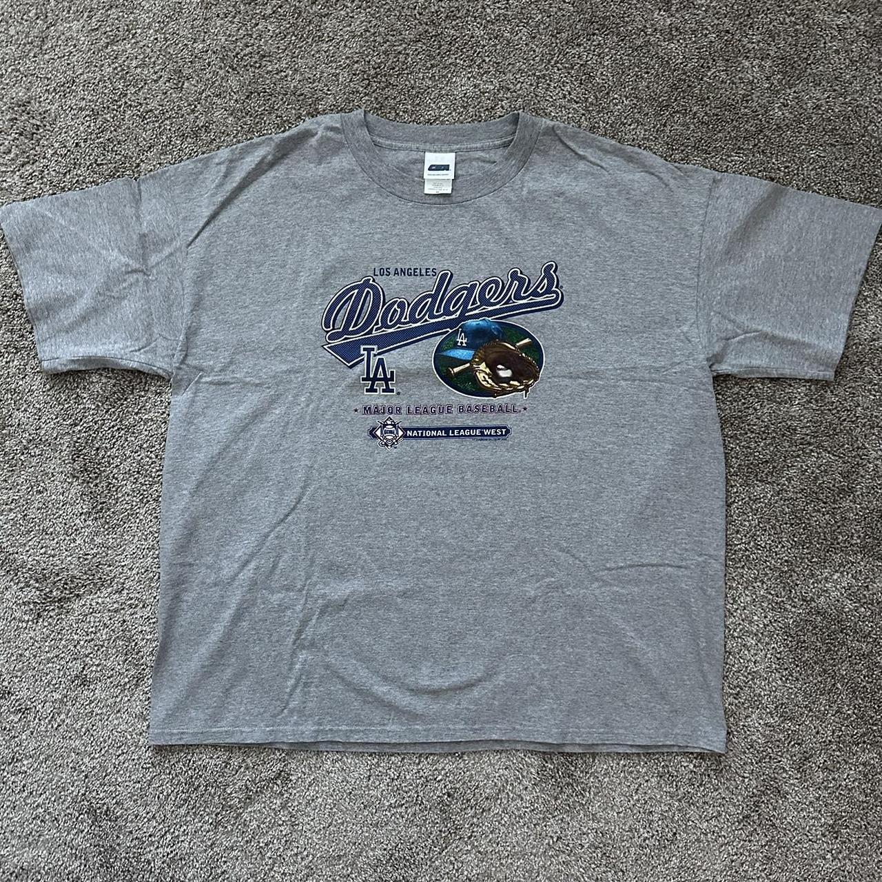 Vintage 2004 Los Angeles Dodgers shirt Size... - Depop