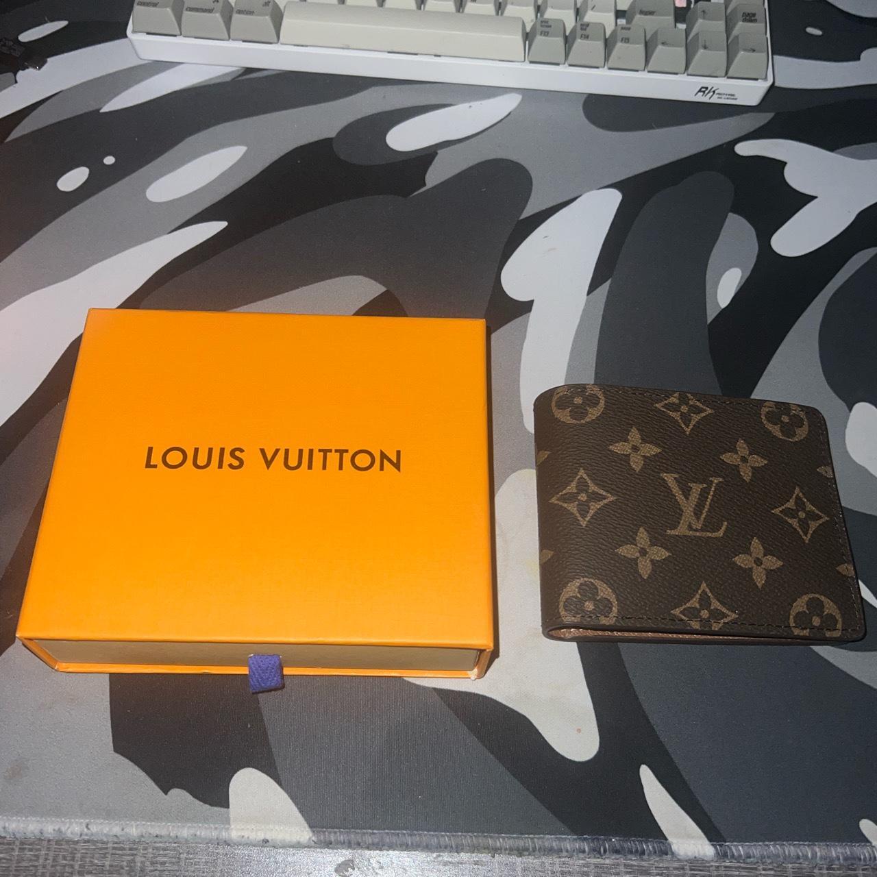 Gently used Louis Vuitton wallet. I don't want it - Depop