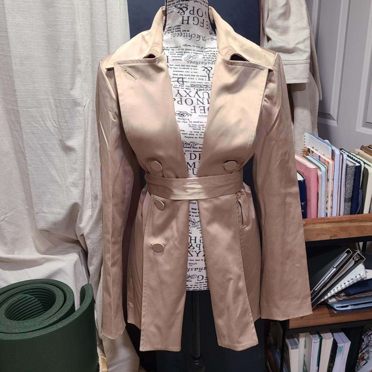 item listed by l_i_v_e