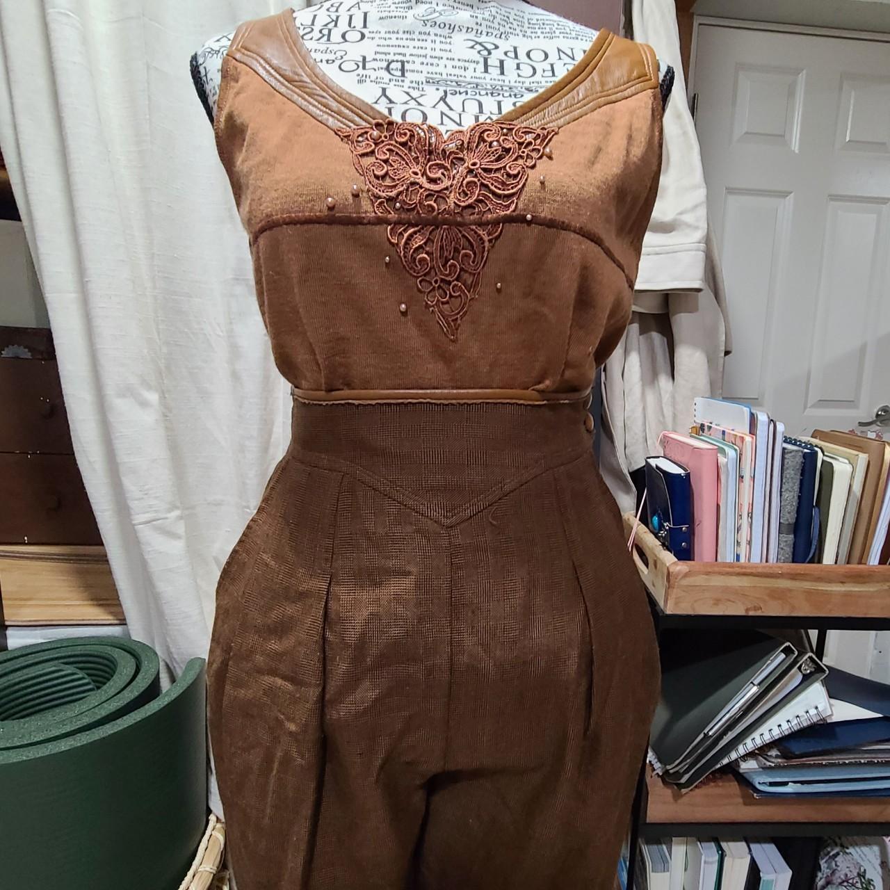 item listed by l_i_v_e