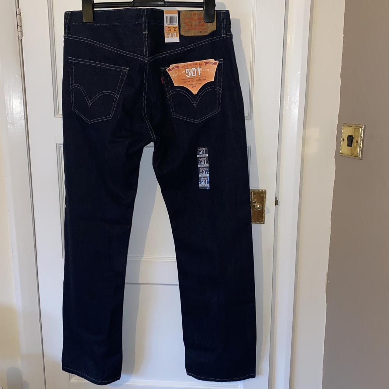 Levi's Men's Navy Jeans | Depop