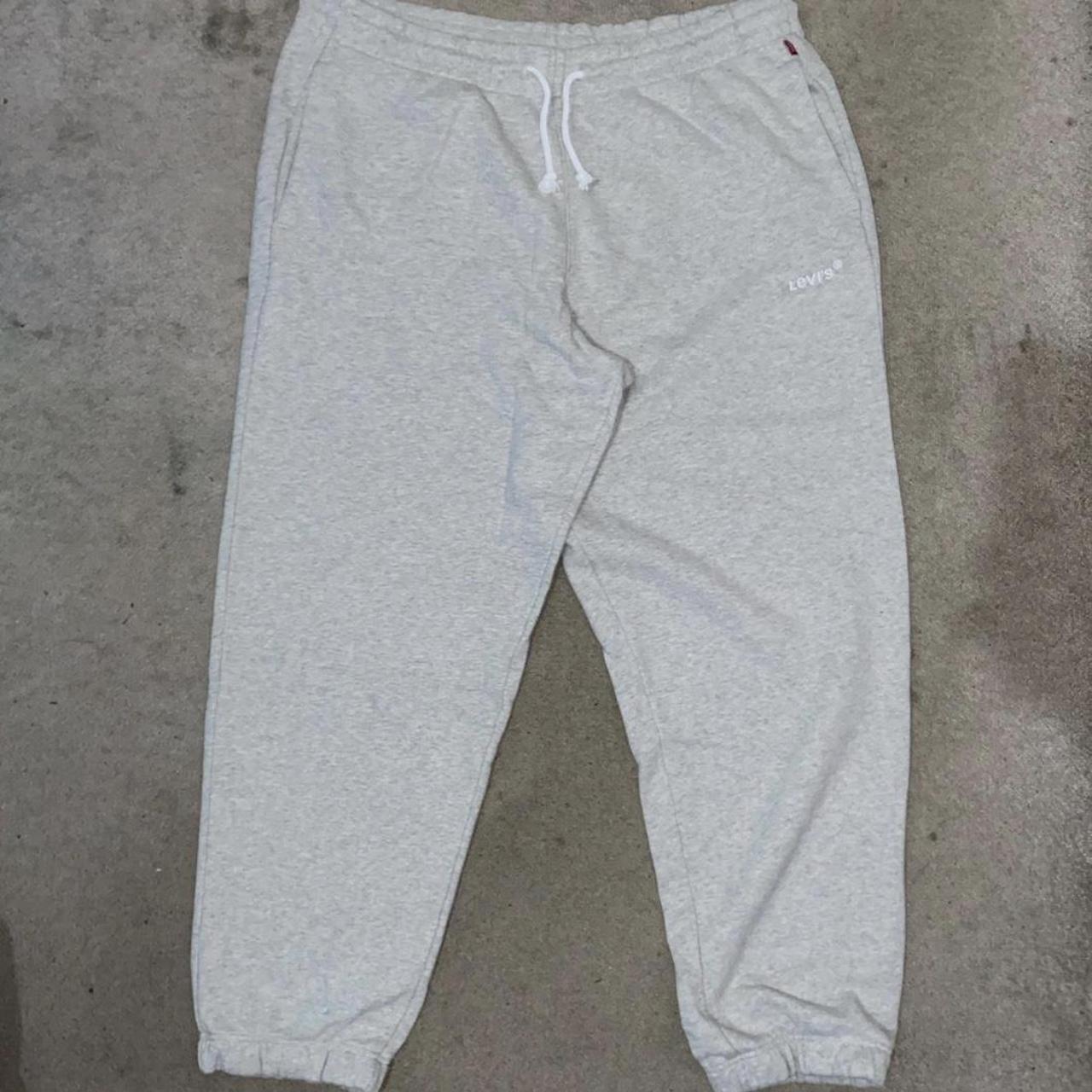 Levi's Men's Grey Joggers-tracksuits | Depop