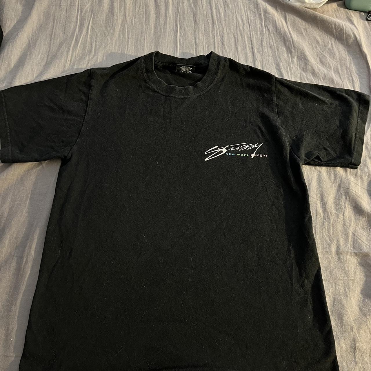 Stüssy Men's Black and White T-shirt | Depop