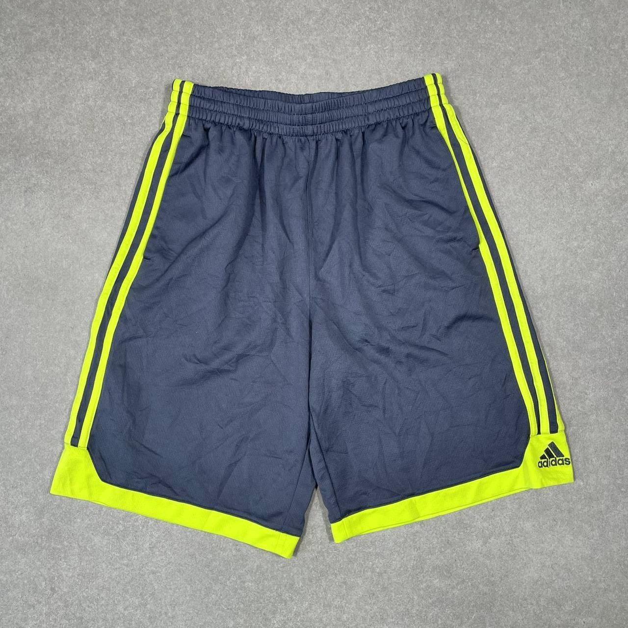 item listed by thesecondstore