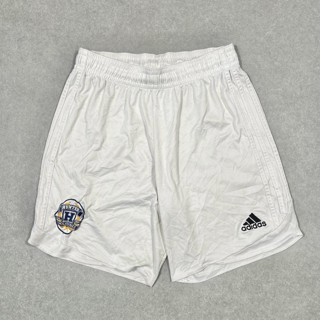 item listed by thesecondstore