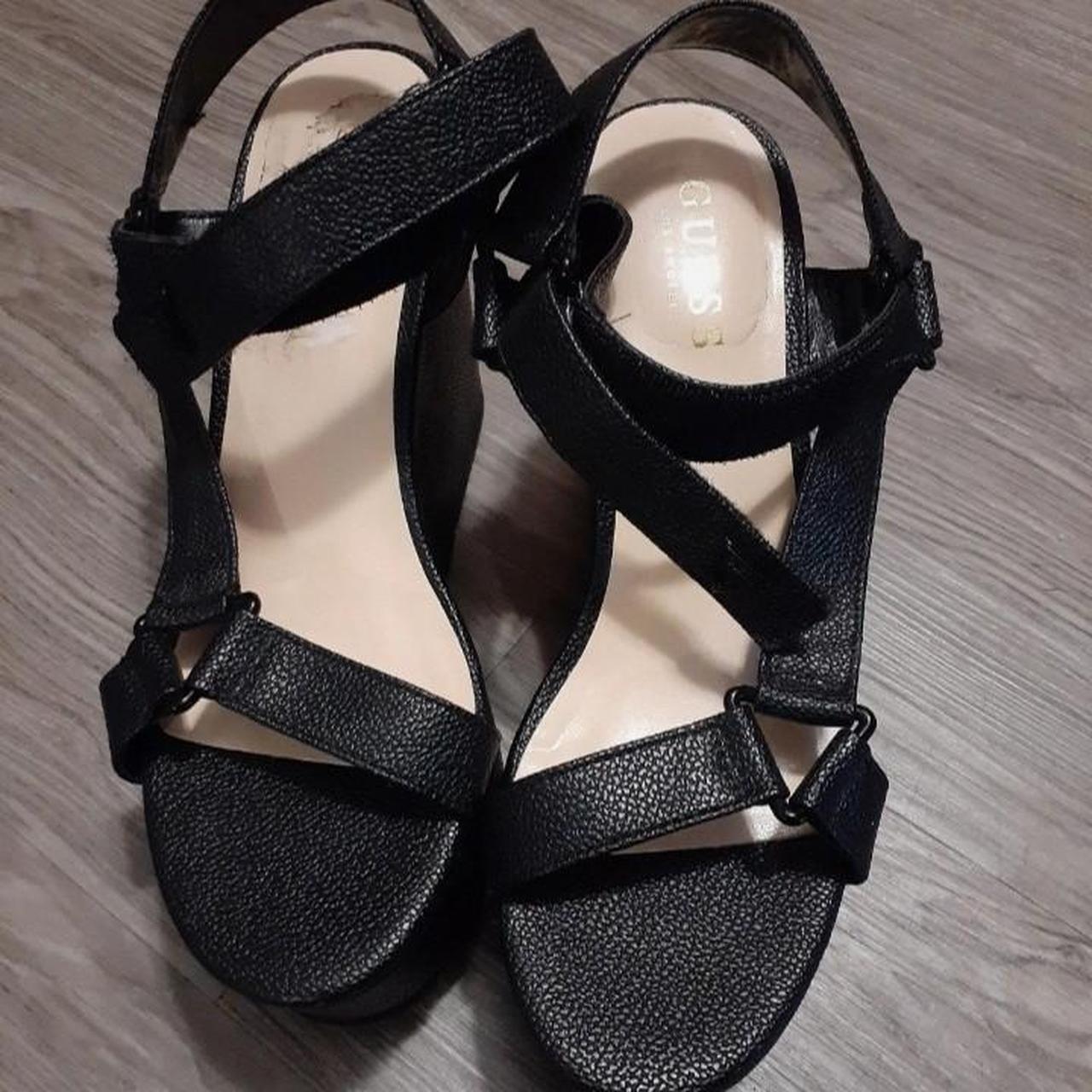 Bcbg black sale wedge sandals