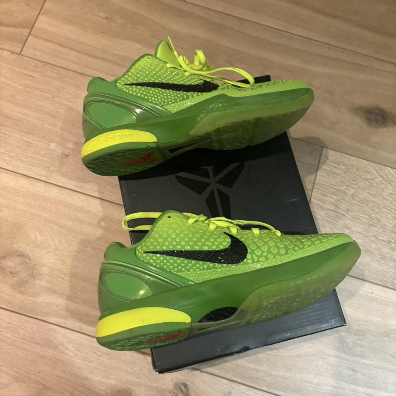 kobe grinch women's