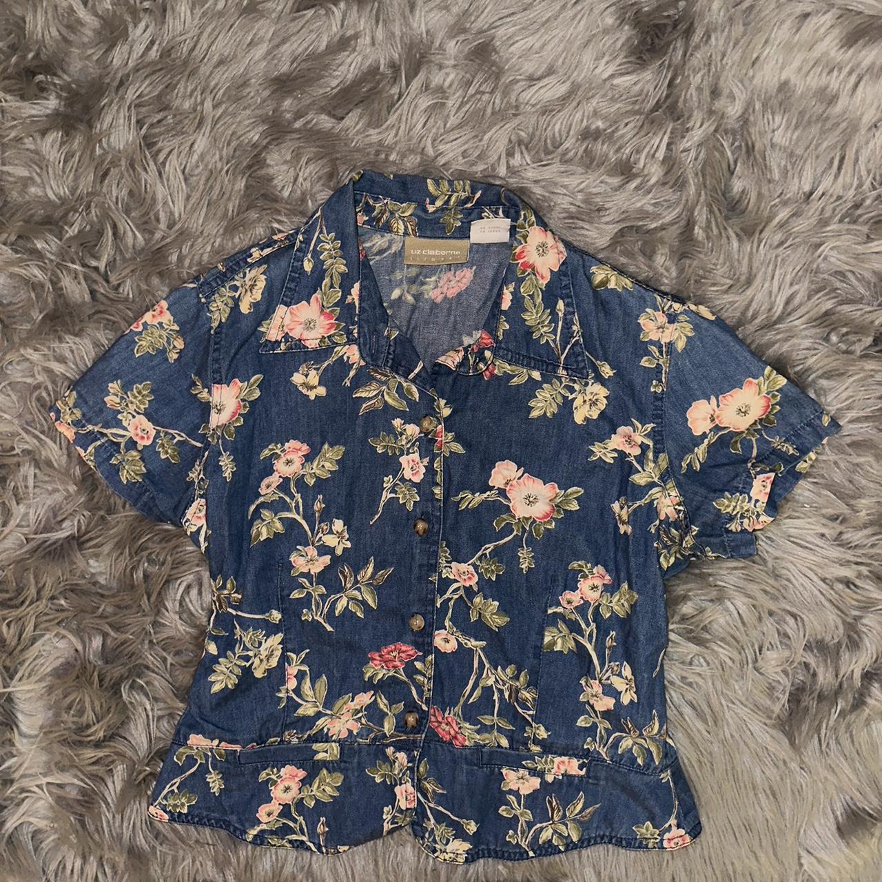 Elisabeth by Liz Claiborne lightweight floral denim - Depop