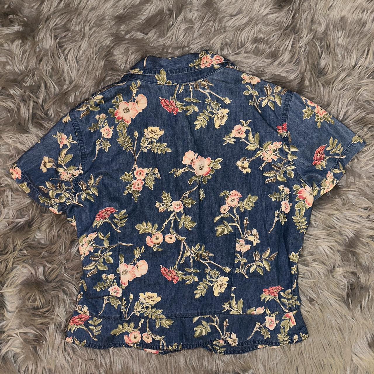 Elisabeth by Liz Claiborne lightweight floral denim - Depop